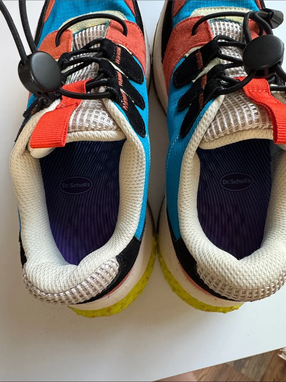 Multicolor Athletic Sneakers with Toggle Lacing Dr scholls Insoles Size 8